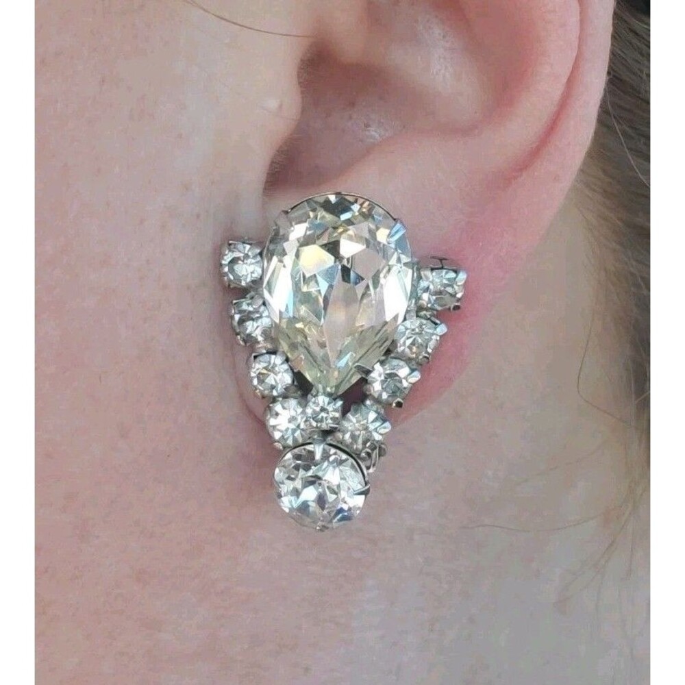 Vtg Rhinestone Earrings Clip-Ons Clear Glass Silver Tone Costume Jewelry Estate